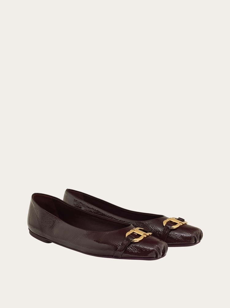 Ballet flat with Gancini ornament - Image 1